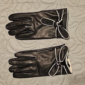 Merona Women's Black and White Gloves